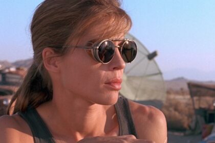 Sarah Connor Cameltoe